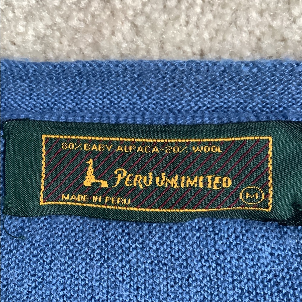 Peru Unlimited 80% baby Alpaca/20% wool V neck sweater  M